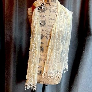 New embroidered lace scarf
